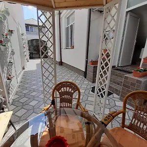 Pensjonat Ada, Bukareszt